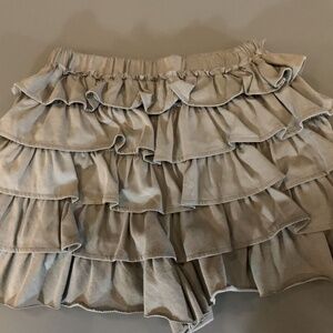 Lilly Gaufrette Ruffled Skort Shorts NWOT sz 10